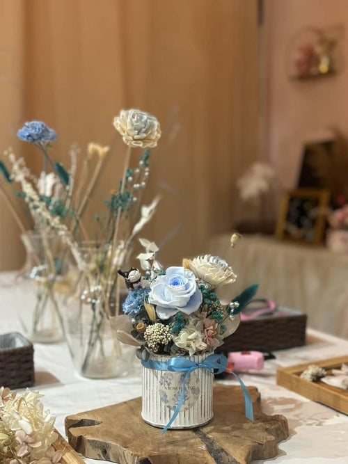 Alice's Adventures in Wonderland Landscape Table Flowers